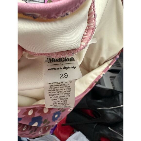 ModCloth x Princess Highway Dark Pink Floral Curvy Girl One Piece Tie Front Swim - Picture 4 of 8